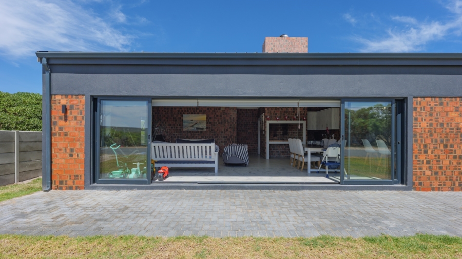 4 Bedroom Property for Sale in Agulhas Western Cape